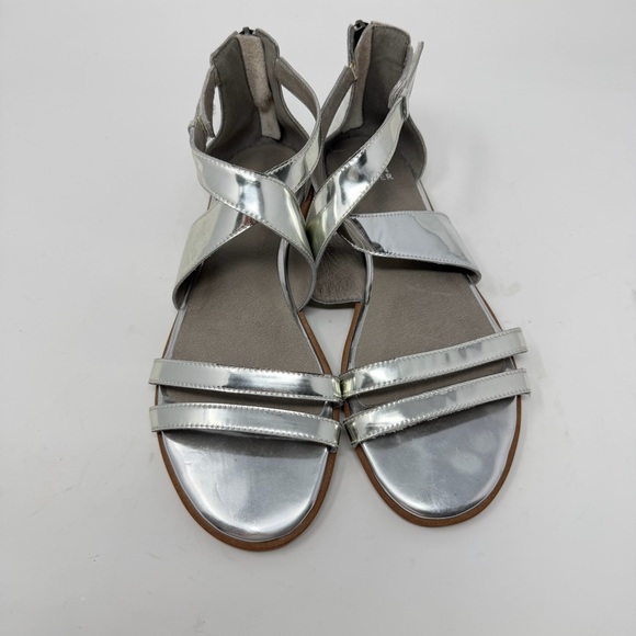Eileen Fisher Cici Sandals Silver Mirror Metallic Leather Womens‎ Size 8.5 - Picture 3 of 7
